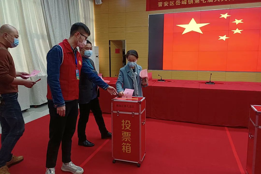 志愿服务做表率 文明实践暖榕城3.jpg 图片